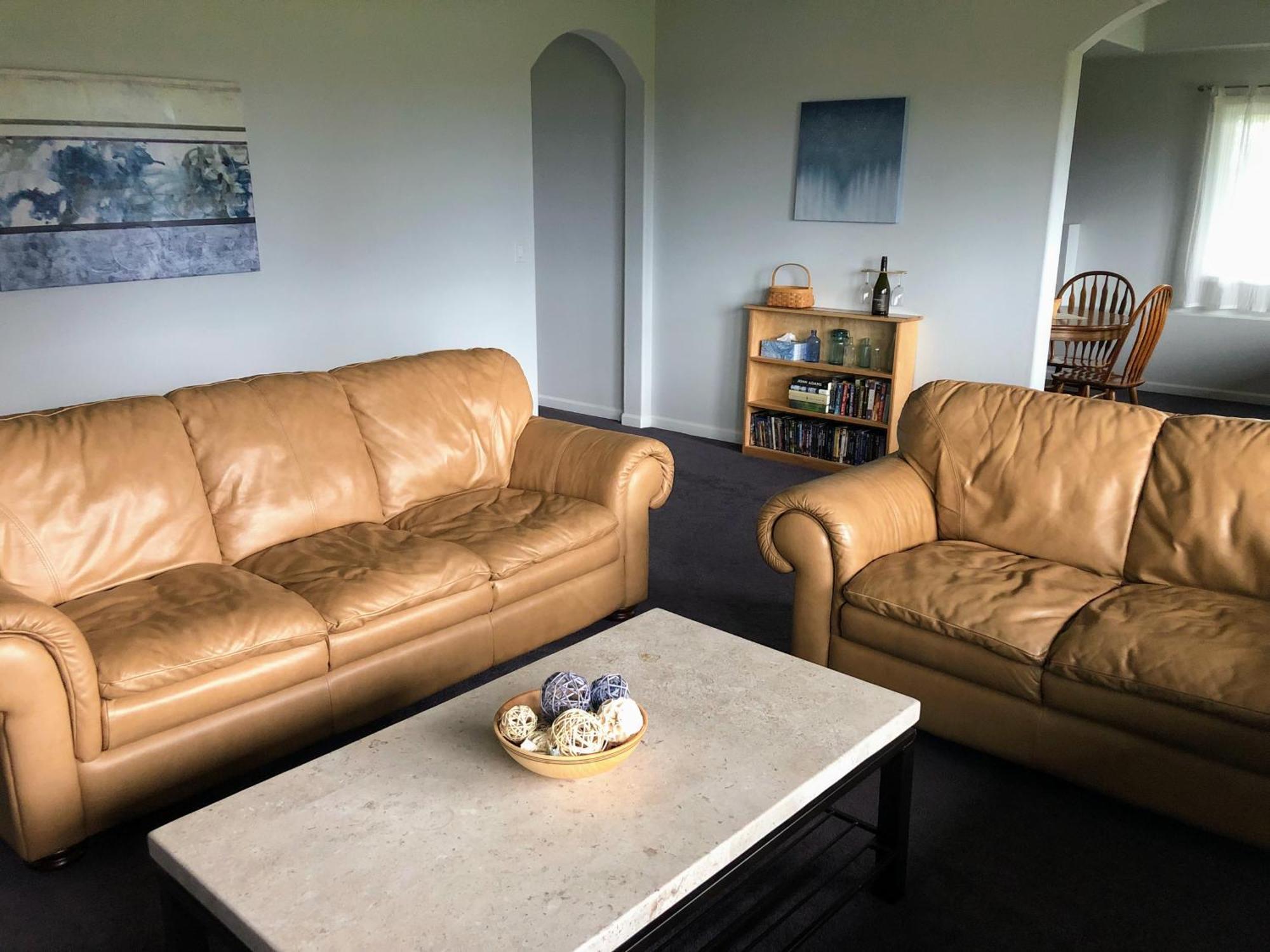 2 Bedroom Suite: Views, Private Entrance, Evchgr Amity Dış mekan fotoğraf